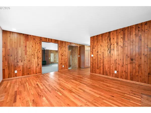 111 NE 194TH AVE, Portland, OR 97230