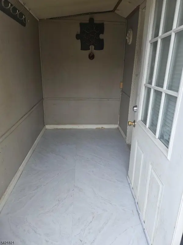 113 Hamburg Tpke #2, Butler Boro, NJ 07405