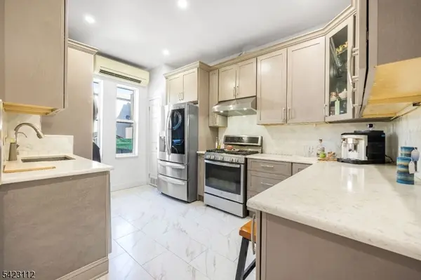 326 60Th St #4, West New York Town, NJ 07093