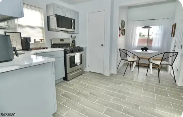 125 Malvern St, Newark City, NJ 07105