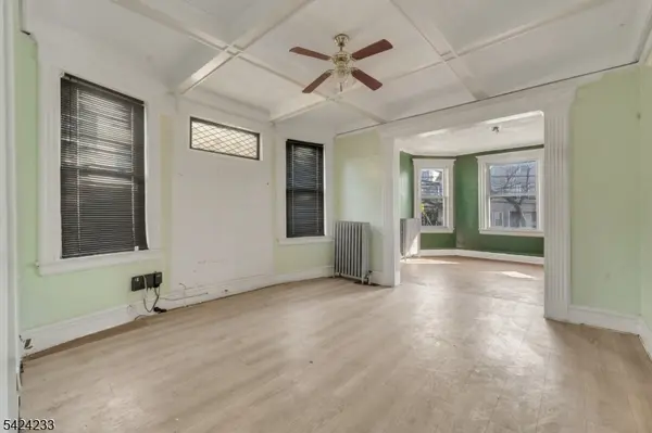 189-191 Scheerer Ave, Newark City, NJ 07112