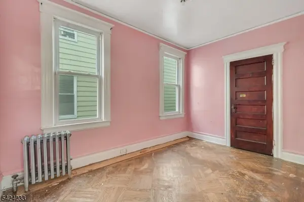 189-191 Scheerer Ave, Newark City, NJ 07112