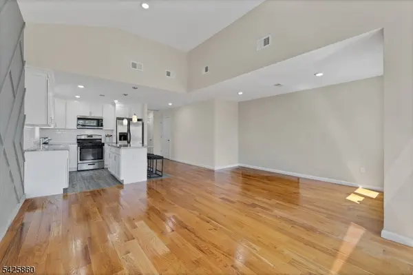 12 Rome St, Newark City, NJ 07105