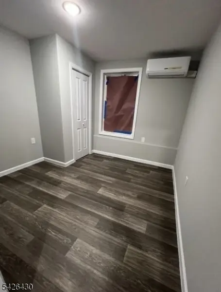 43 Cedar St, Paterson City, NJ 07501