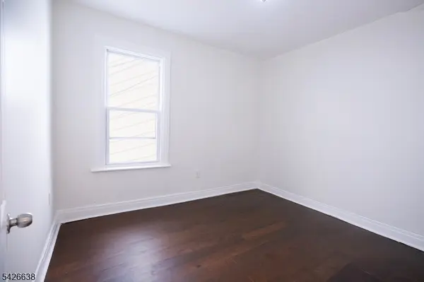 120 S 7Th St #1, Newark City, NJ 07107