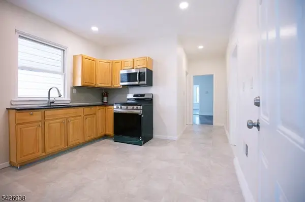 120 S 7Th St #1, Newark City, NJ 07107