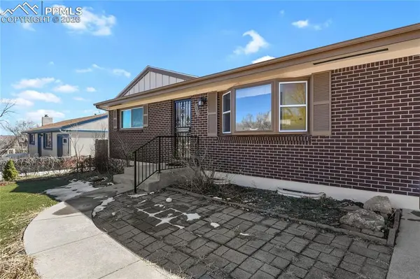 693 Bridger DR, Colorado Springs, CO 80909