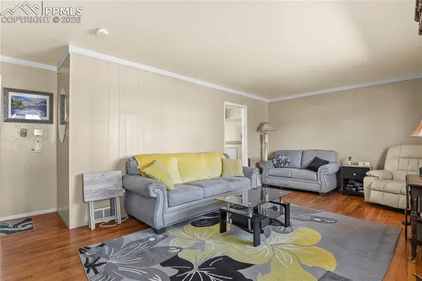 693 Bridger DR, Colorado Springs, CO 80909