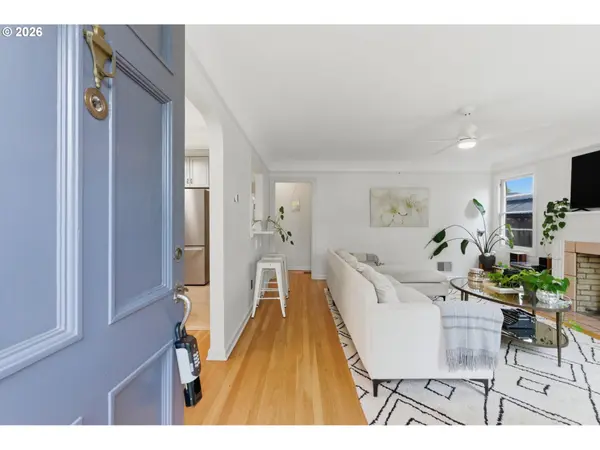 4334 SE 49TH AVE, Portland, OR 97206