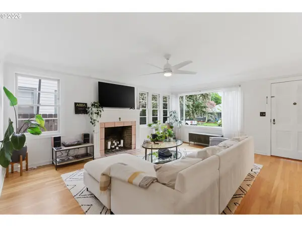 4334 SE 49TH AVE, Portland, OR 97206