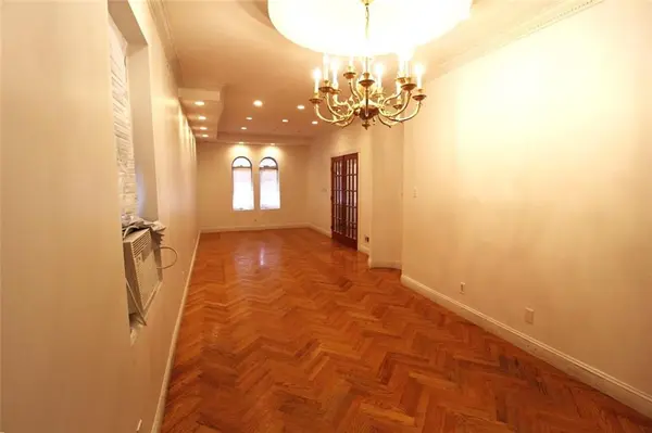 123 Avenue J, Brooklyn, NY 11230