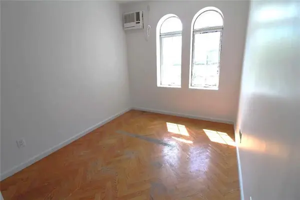 123 Avenue J, Brooklyn, NY 11230