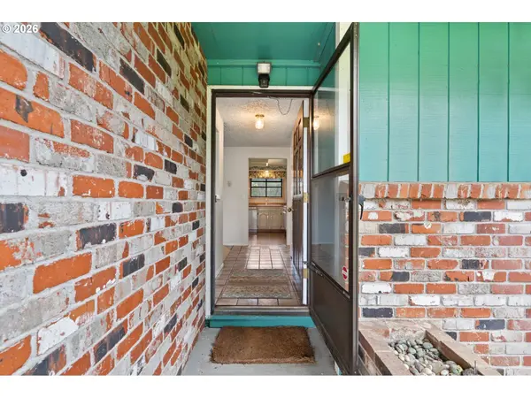 17102 NE 140TH AVE, Brush Prairie, WA 98606