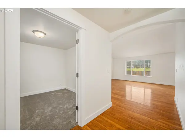 88172 LINDSAY LN, Veneta, OR 97487