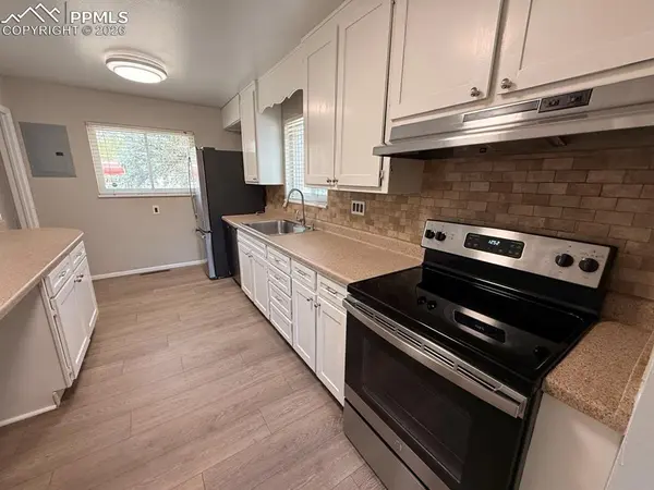 2318 E Caramillo ST, Colorado Springs, CO 80909