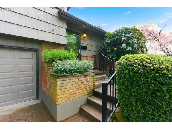1212 SW CHESTNUT DR, Portland, OR 97219