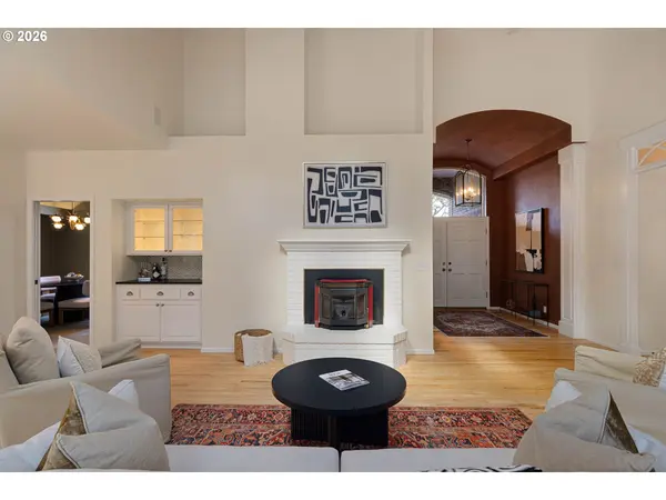 85789 LORANE HWY, Eugene, OR 97405