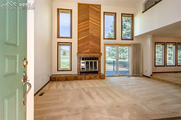 24 Woodbridge DR, Colorado Springs, CO 80906