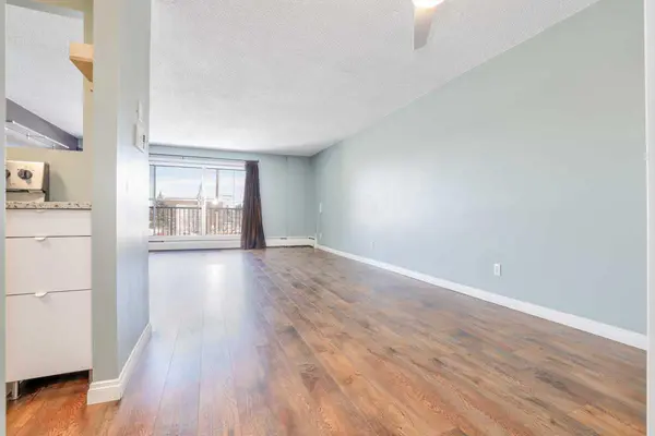 231 Heritage DR SE #35B, Calgary, AB T2N 1N2