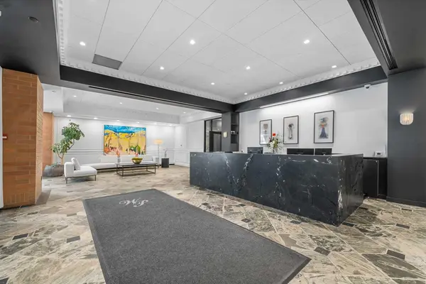 1100 8 AVE SW #604, Calgary, AB T2P 3T9