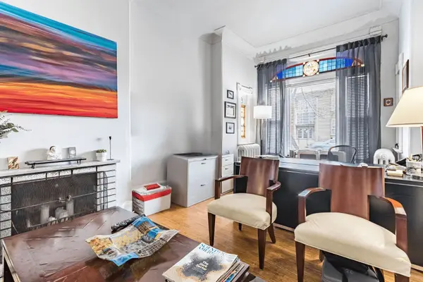 530 Bathurst ST, Toronto C01, ON M5S 2P9