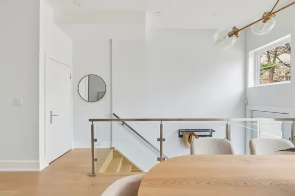 599 Soudan AVE, Toronto C10, ON M4S 1X1