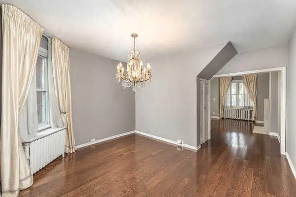 57 Gormley AVE, Toronto C02, ON M4V 1Y9