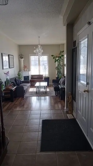 1316 Macinally CT, Oshawa, ON L1K 0B6