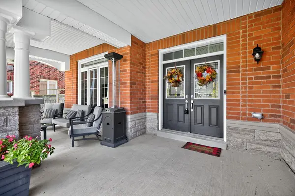 26 Waterton WAY, Bradford West Gwillimbury, ON L3Z 0R3