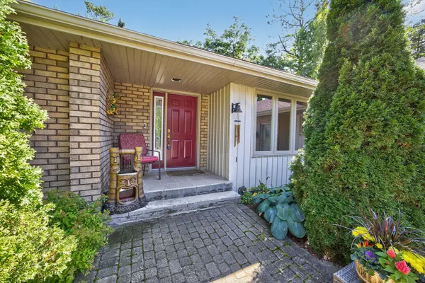 7190 93 HWY, Tiny, ON L0K 2E1