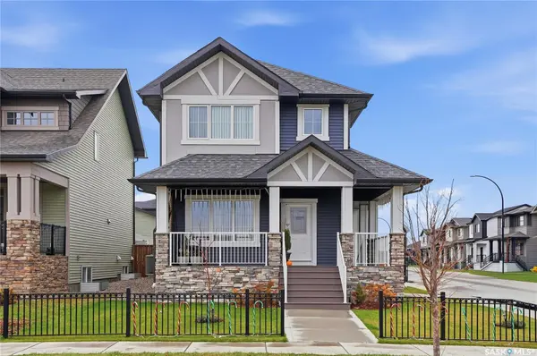 703 Underhill LANE, Saskatoon, SK S7V 0N2