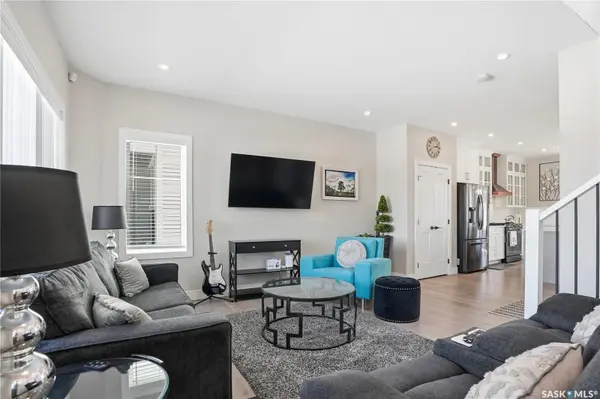 703 Underhill LANE, Saskatoon, SK S7V 0N2