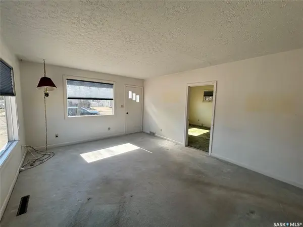 400 3rd AVENUE W, Kindersley, SK S0L 1S0