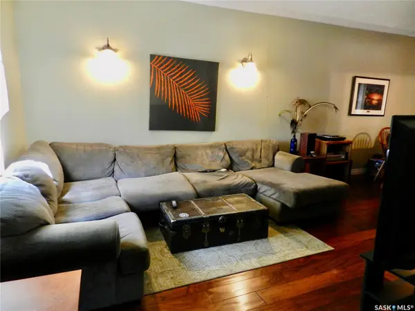 1121 6th AVENUE NW, Moose Jaw, SK S6H 4A7