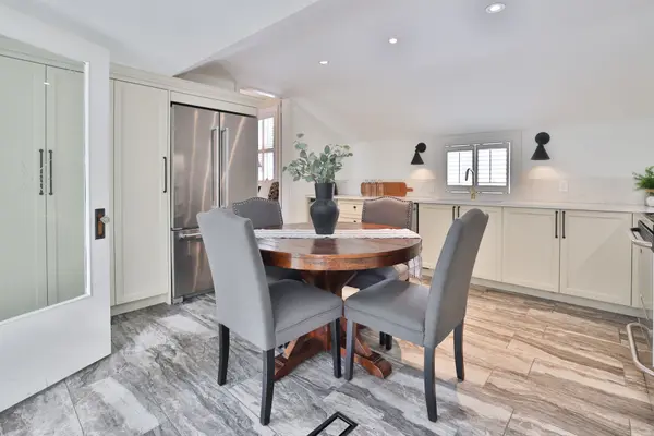 455 Nelson AVE, Burlington, ON L7S 1N3