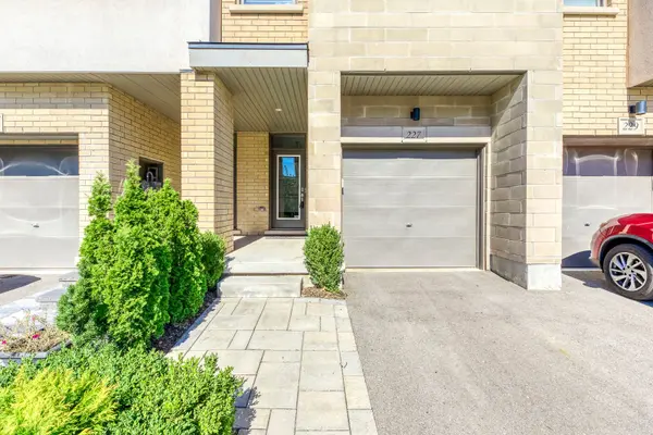 227 Huguenot RD, Oakville, ON L6H 0L6