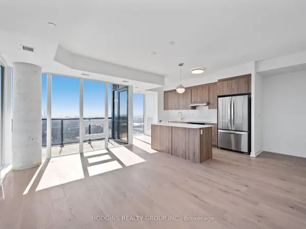 1035 Southdown RD #LPH 1802, Mississauga, ON L5J 0A2