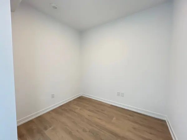 1100 Sheppard AVE W #1227, Toronto W05, ON M3J 0H1