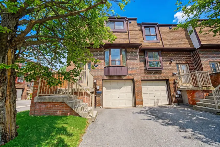 11 Plaisance RD #65, Richmond Hill, ON L4C 5H1