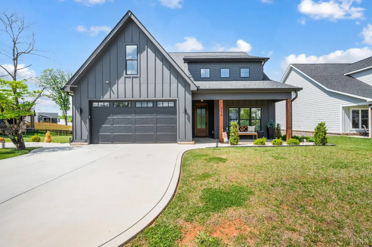 719 Elmwood Ave, Lynchburg, VA 24503