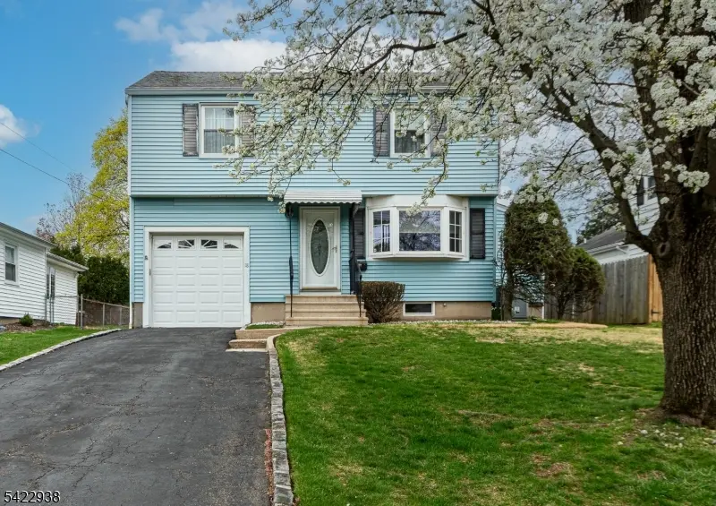 18 HIGHFIELD LANE, Cedar Grove Twp., NJ 07009