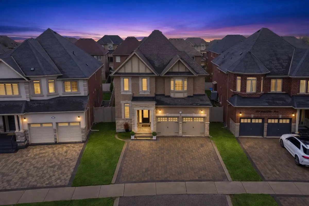 235 Israel Zilber DR, Vaughan, ON L6A 0L5