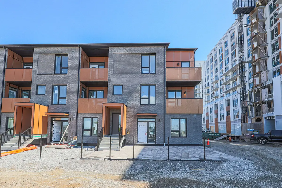 60 All Nations DR #229, Brampton, ON L7A 5M4