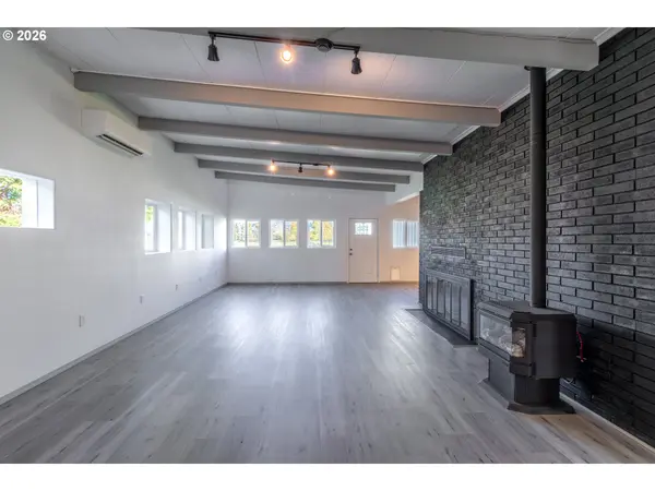 255 SHADY DR, Roseburg, OR 97471