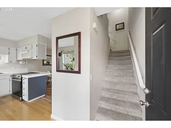 10900 SW 76TH PL, Tigard, OR 97223