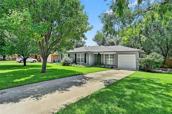 720 N McKown Avenue, Sherman, TX 75092