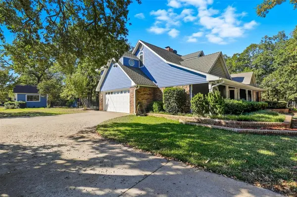 6140 Dick Price Road, Fort Worth, TX 76140