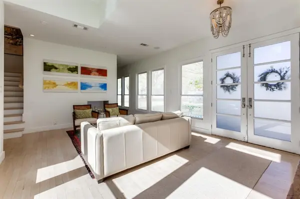 4206 Manning Lane, Dallas, TX 75220