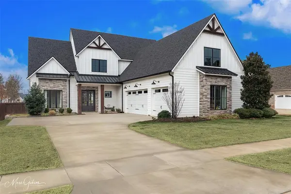 10946 Whispering Path Drive, Shreveport, LA 71106