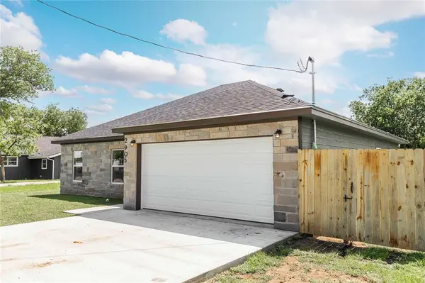 2905 Hemphill Street, Brownwood, TX 76801